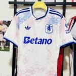 584750733_122192676650466454_51667178723411j,70792_n Maillot Aston villa extérieur