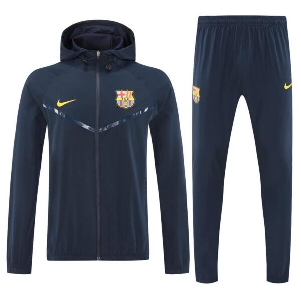 605507082_122197606532466454_3779989906889557816_n Ensemble jogging Barcelone