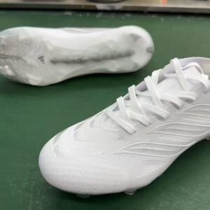 Crampons Adidas F50