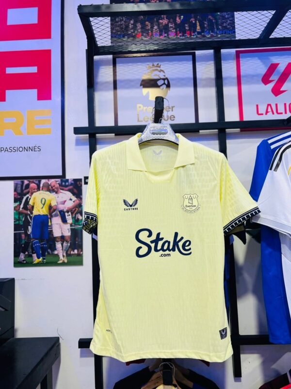 d9ea5459-ea27-4b6b-8304-be023fb68c8f Maillot everton extérieur