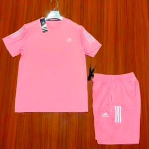 0535f279-c52f-4bfe-ba0e-4dc8e8f4eb57 Ensemble sport